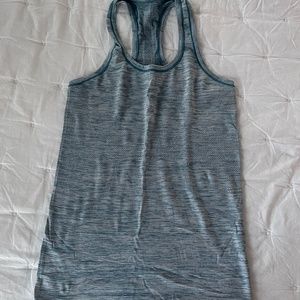 Lululemon workout tank